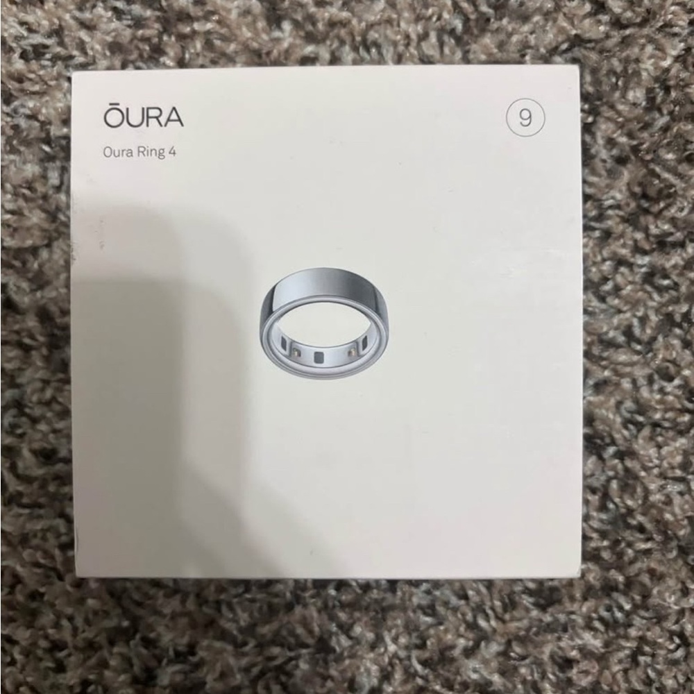Oura Ring Gen 4 Size 9 silver